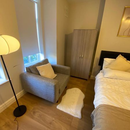 Extra Large Room In New House At Citywest ดับลิน ภายนอก รูปภาพ