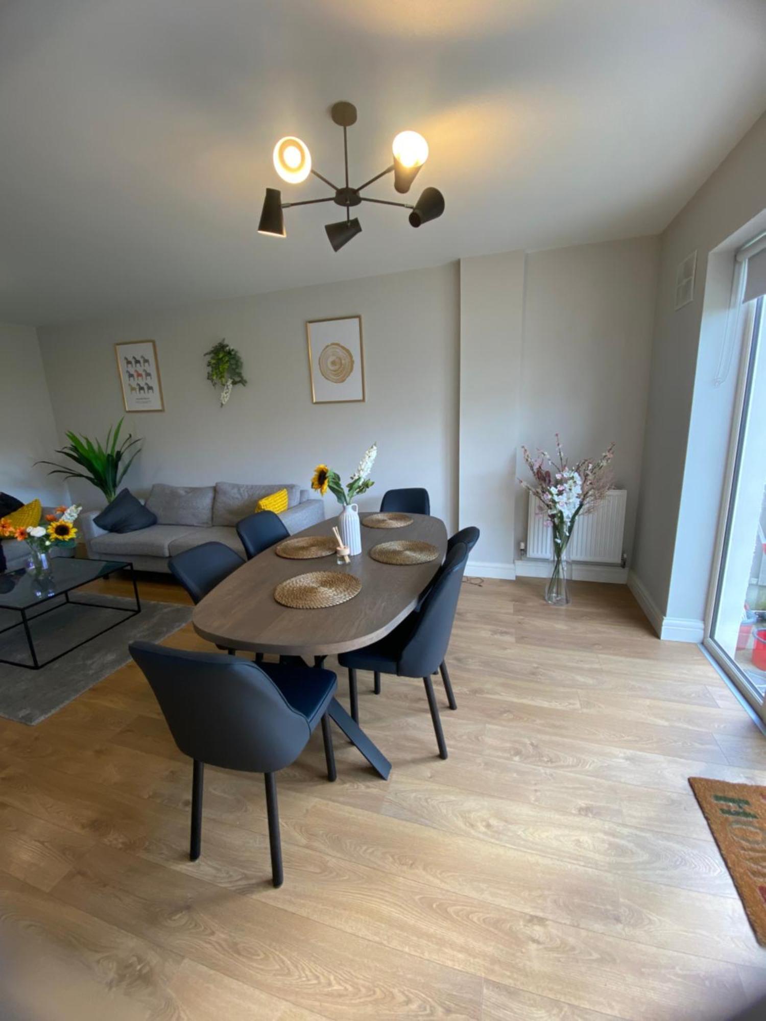 Extra Large Room In New House At Citywest ดับลิน ภายนอก รูปภาพ